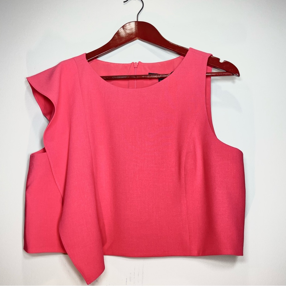 NWOT BLACK HALO Women's Cropped Lined Tank Top Pink Coral Stretch Size 10
